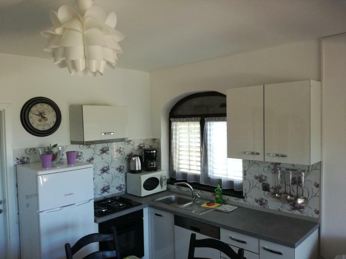 Apartment Rojnic Galizana Ngoại thất bức ảnh